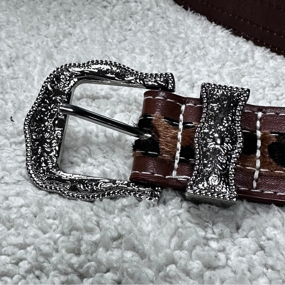 Cheetah /Leopard Western Style Cowgirl Boho Brown  Belt, Silver Buckle & Tip, L